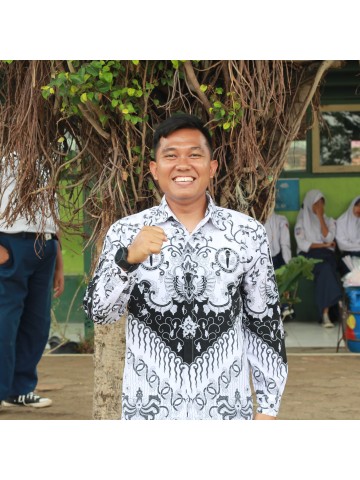 MOHAMAD ADE SETIAWAN, S.Pd